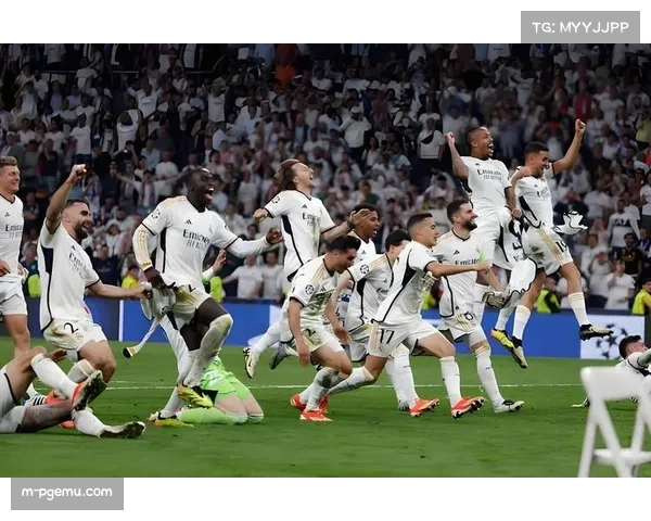 巴塞罗那公布对阵马德里竞技的欧冠大名单，加维伤愈回归。